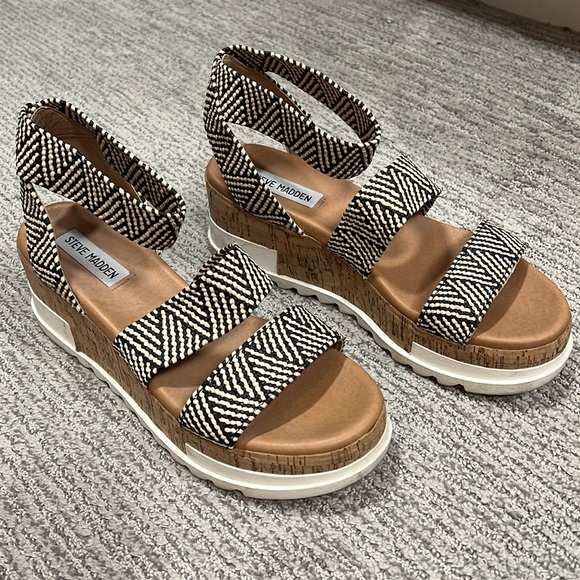 Steve Madden Shoes - Steve Madden Belladonna Strap Sandals